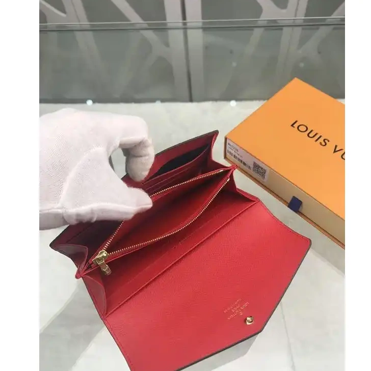 Bags LV 19T1L0507 0601